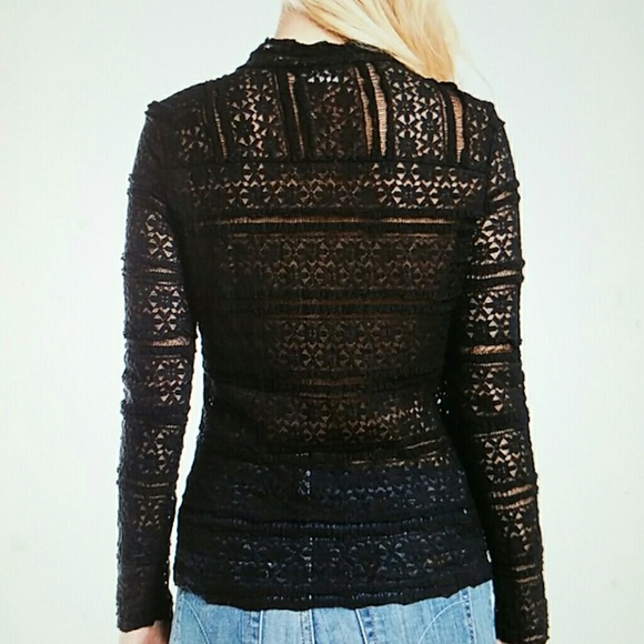 Scalloped lace top - Picture 4 of 6